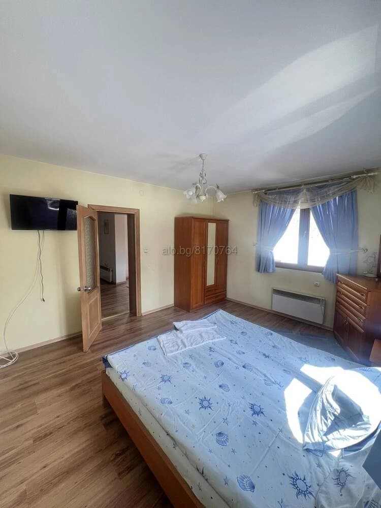 Two-bedroom apartment in the heart of Bansko - 8